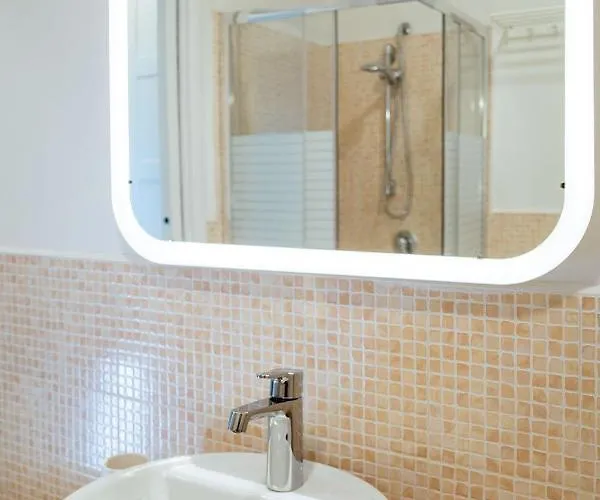 Buro Il Viaggiatore Apartment Parma