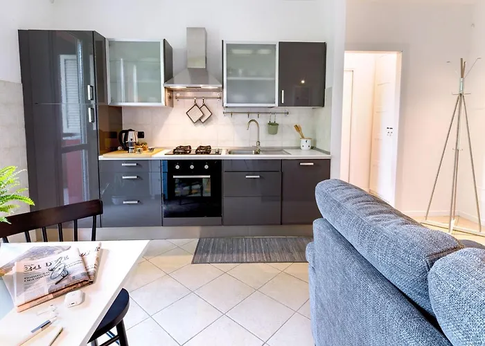 Buro Il Viaggiatore Apartmán Parma